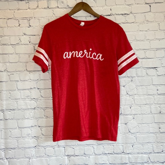 LAT Red and White America Tee Shirt - Picture 2 of 8